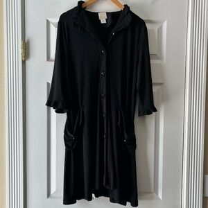 Chic Black Ruffled Dress with Buttons